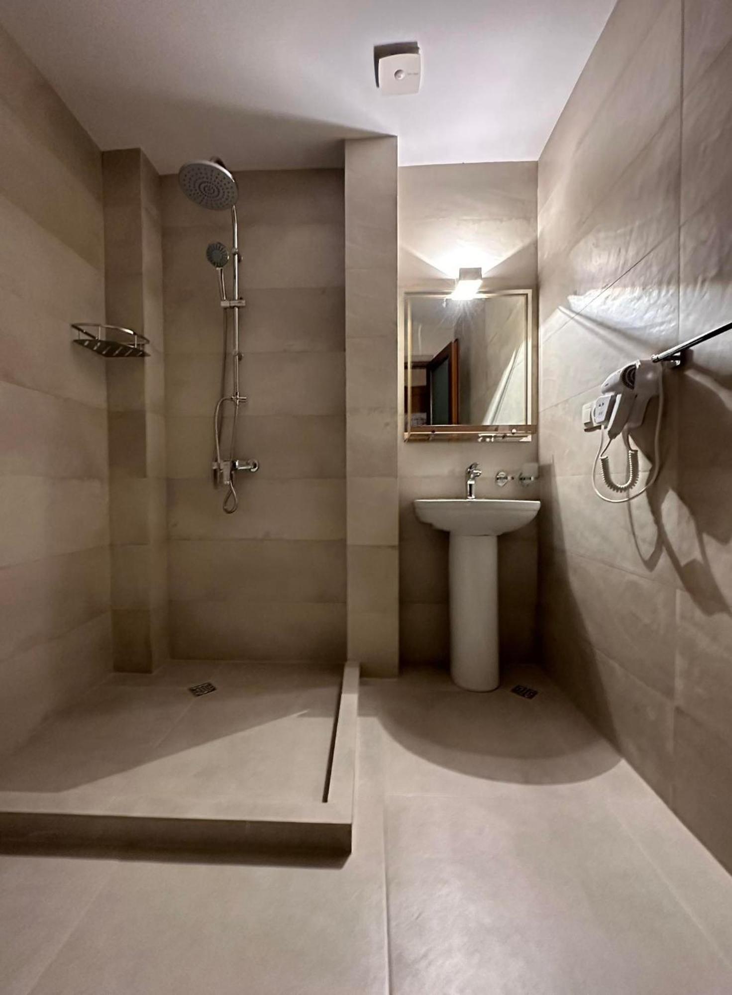 Hotel Karse Ambrolauri Pokój zdjęcie
